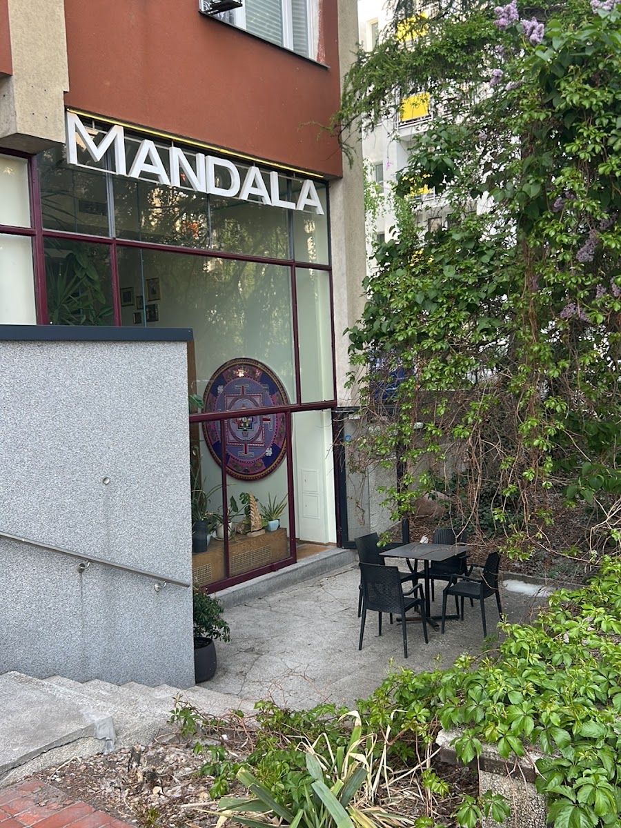 Mandala X Thai Gaang – Modern Indian & Thai Cuisine Photos 2