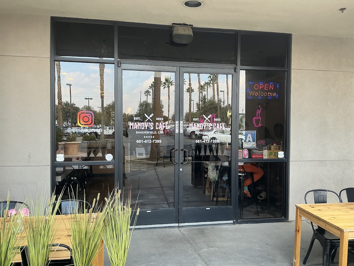 Mandys Cafe