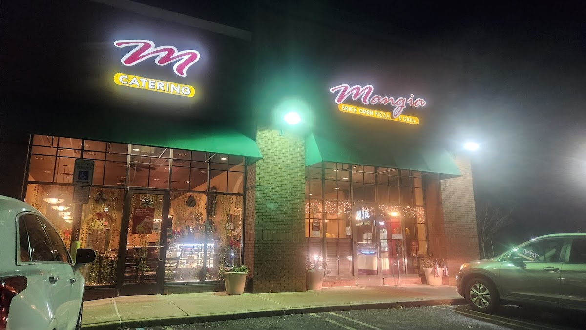 Mangia Brick Oven Pizza & Grill Photos 9