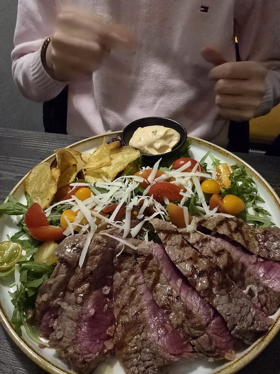 Mani Restaurant Photos 9