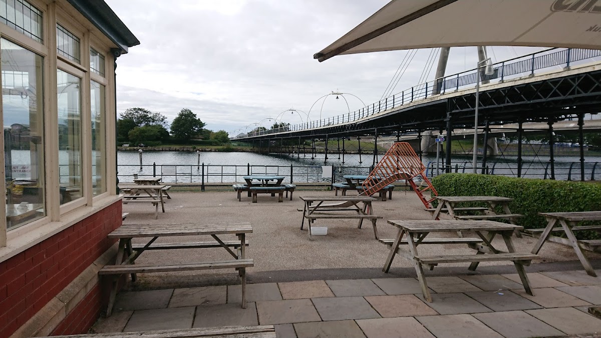 Marine Lake Cafe & Bar