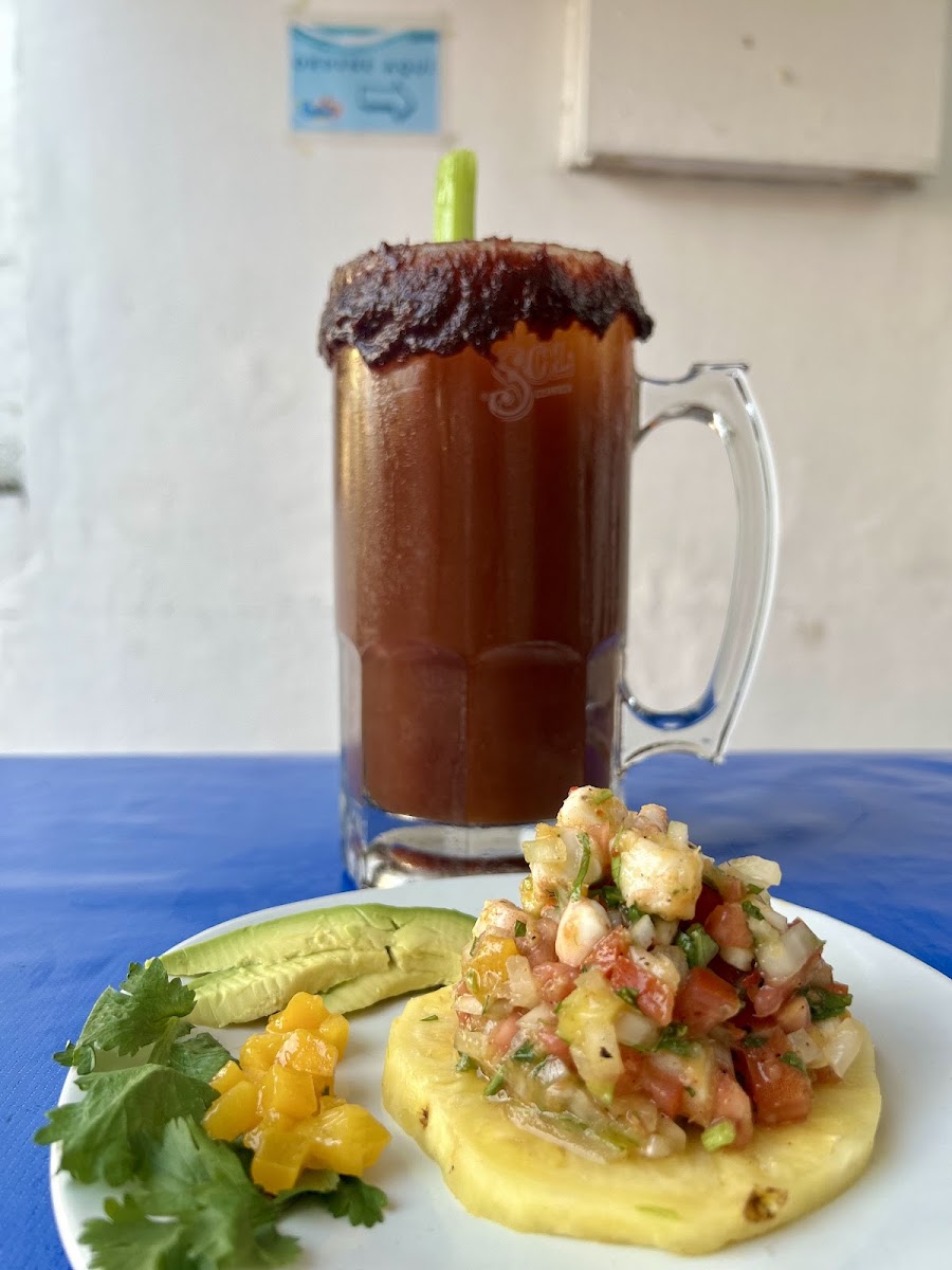 Mariscos “La Cochera”