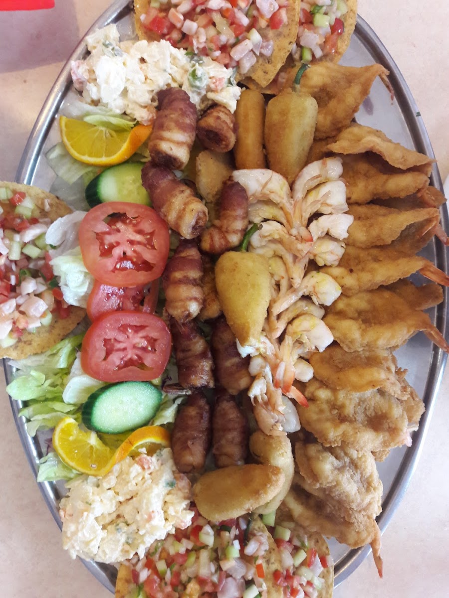 Mariscos Pulpo Loco Photos 9
