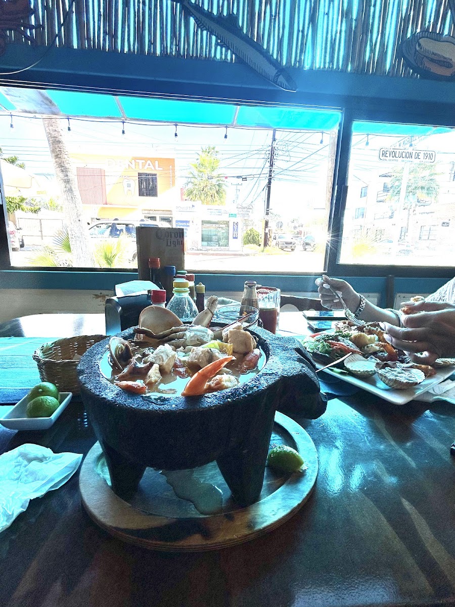 Marisqueria Los Plebes Photos 9