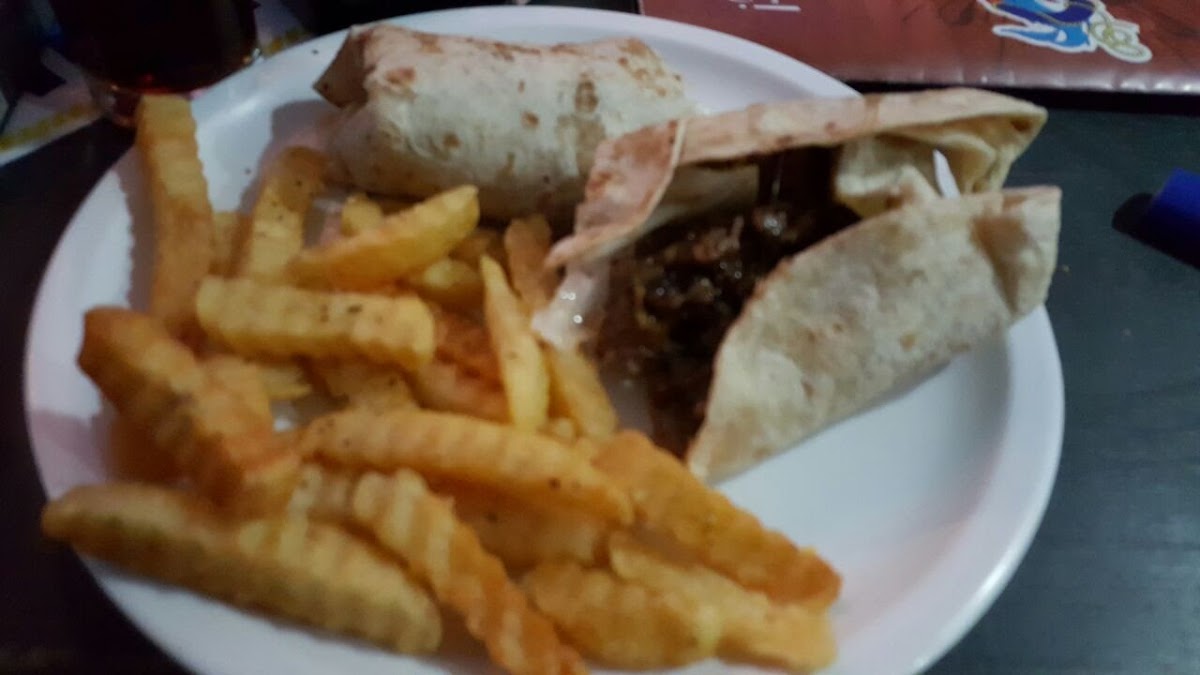 Marlin Fish & Beer Photos 9