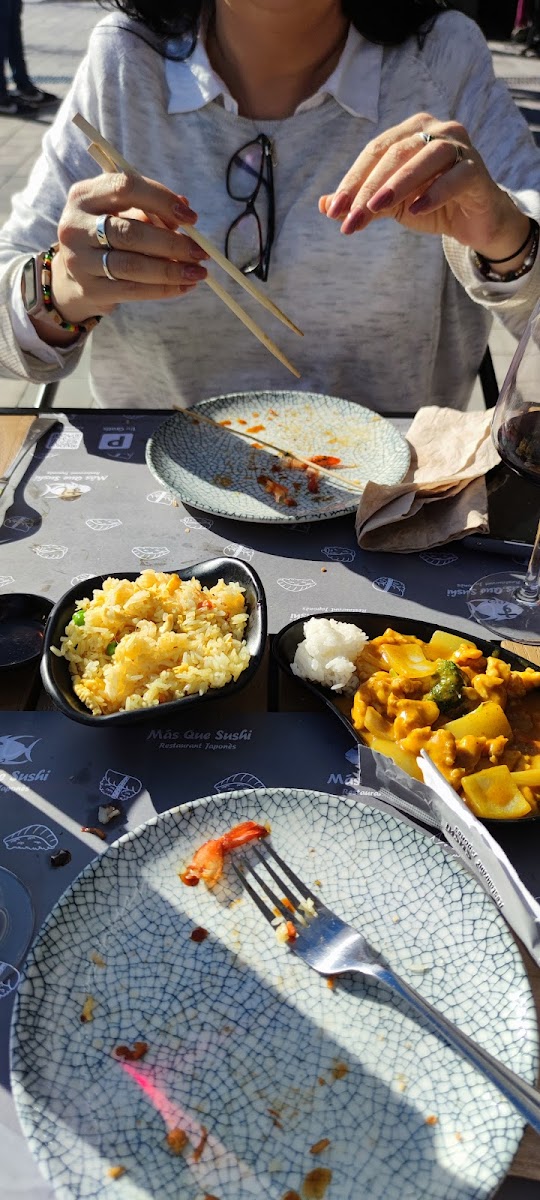 Más Que Sushi - El Masnou - Restaurante Japonès Photos 9