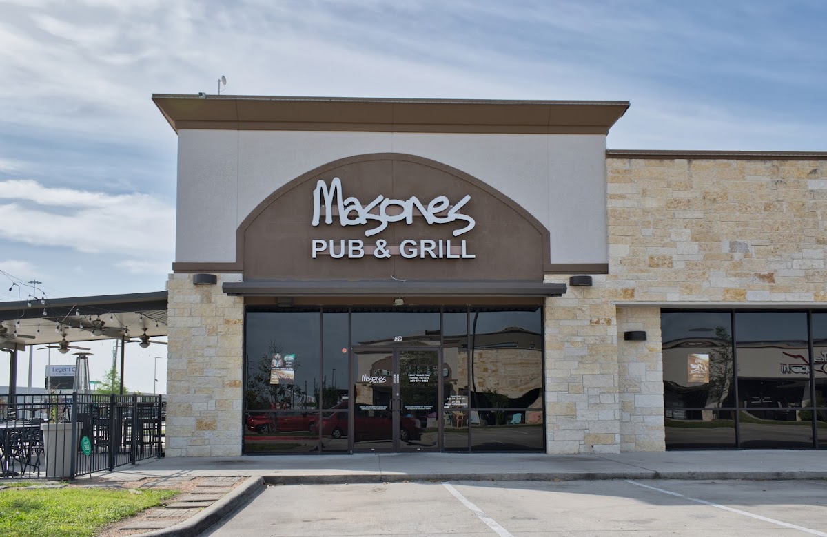 Masones Pub And Grill