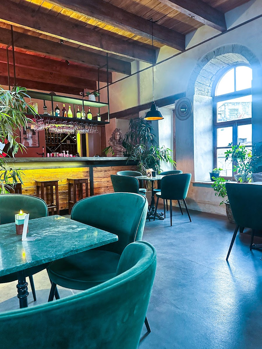 Maurice Restaurant