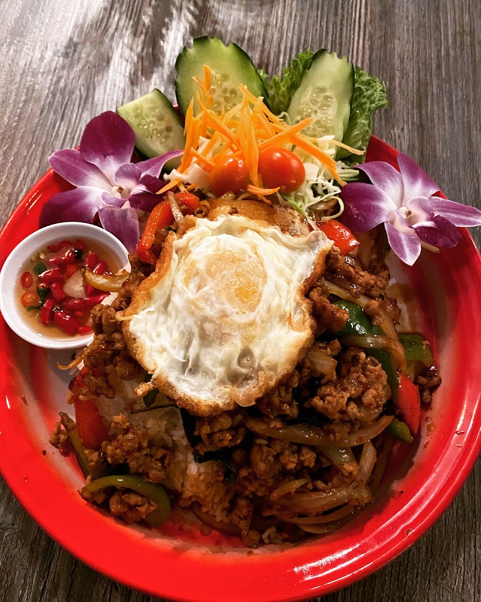 May Thai Kitchen Photos 2