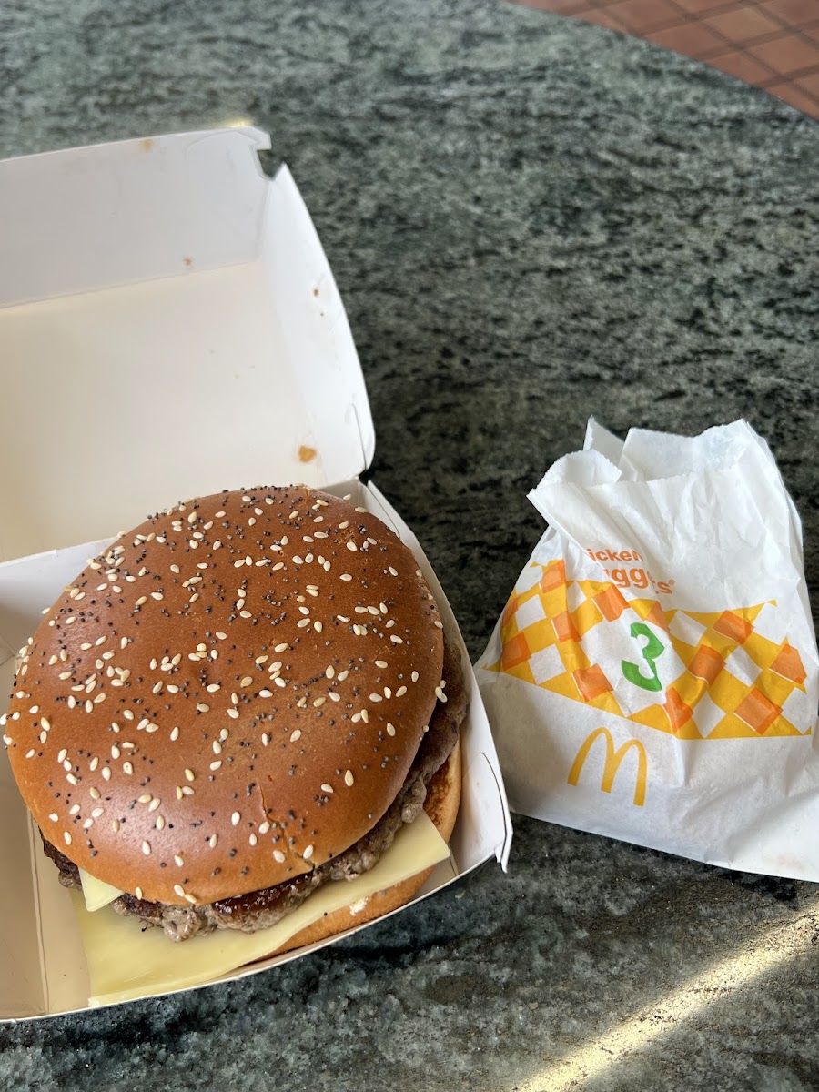 Mcdonald's® Brisbane Airport Photos 2