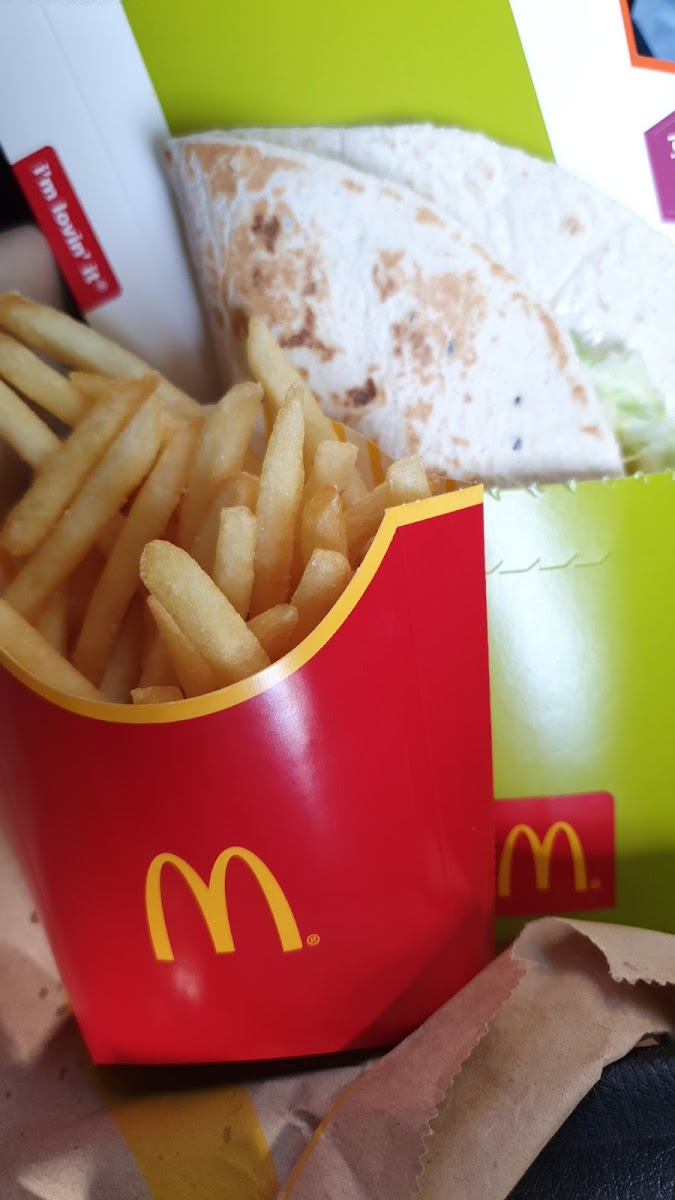Mcdonald's Bruma Lake Drive-Thru Photos 9