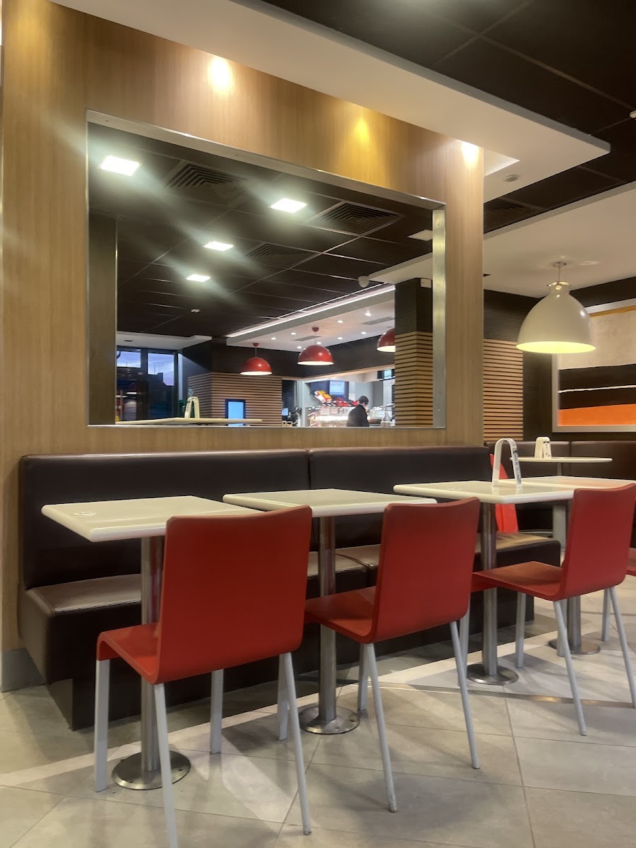 Mcdonald's Conflans-Sainte-Honorine Photos 2