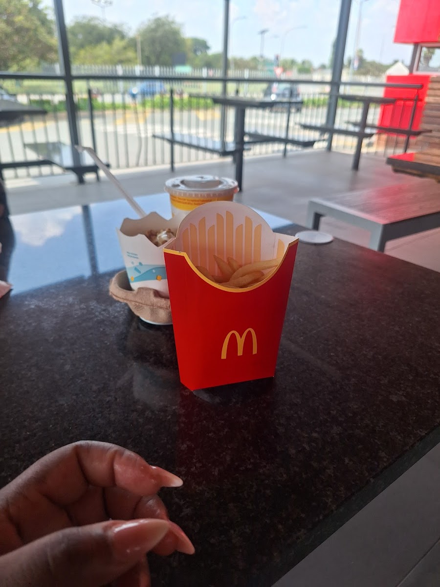Mcdonald's Norkem Park Drive-Thru Photos 9