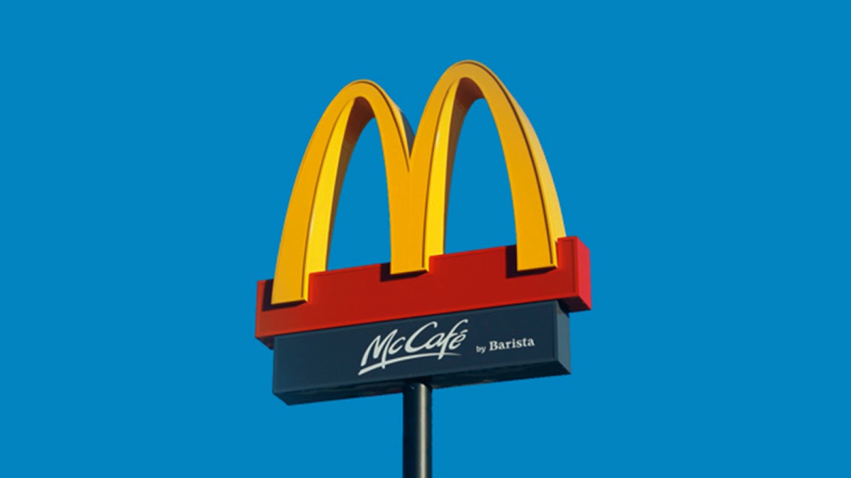 Mcdonald's Subway Tamade Station Photos 2