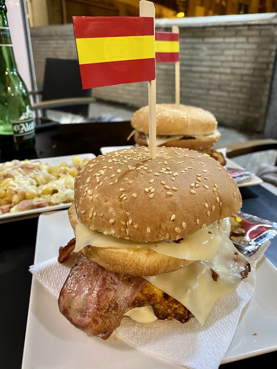 Mcmickey Burger Photos 2