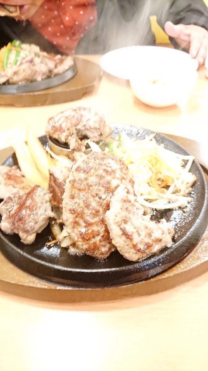Meat Hasegawa Totsuka Harajuku Photos 9