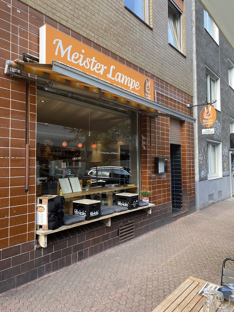 Meister Lampe