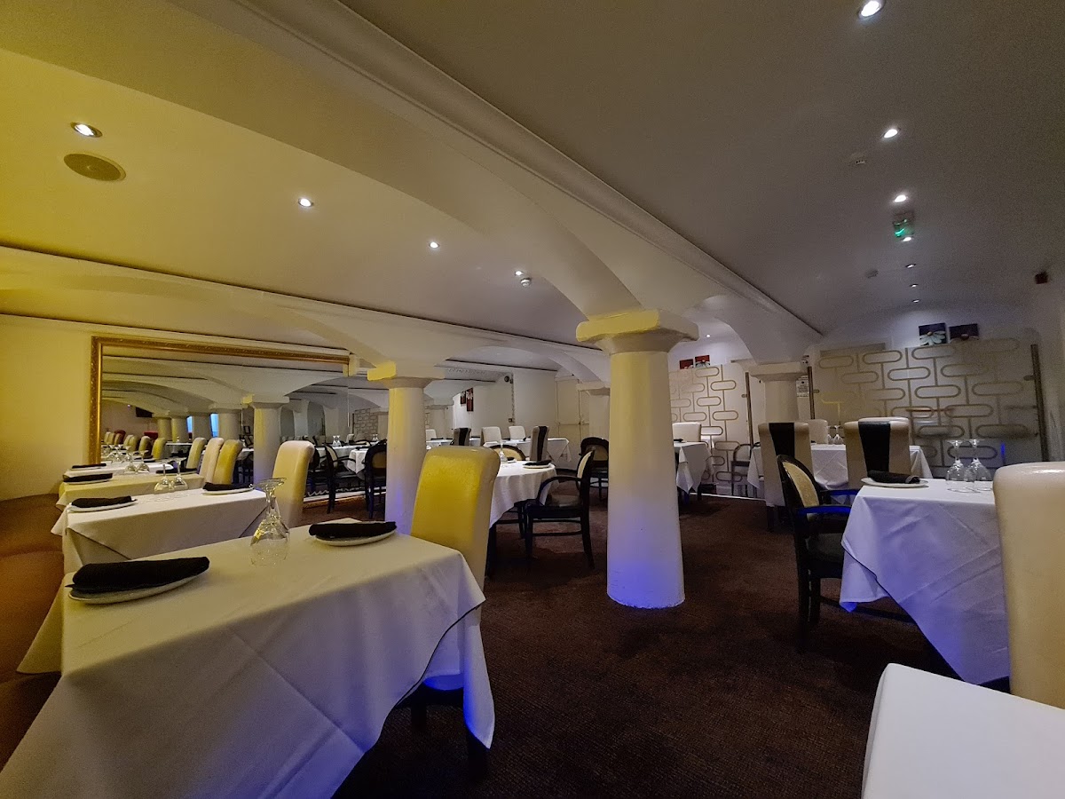 Mela Lounge