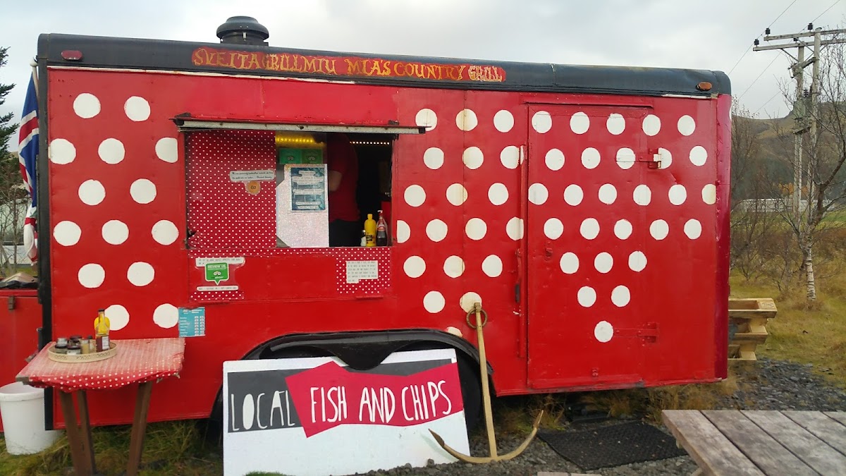Mia's Country Van - Local Fish & Chips