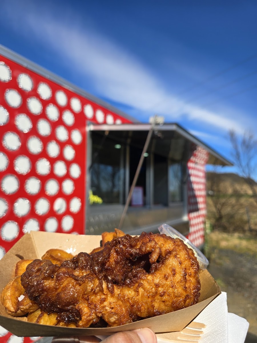 Mia's Country Van - Local Fish & Chips Photos 2