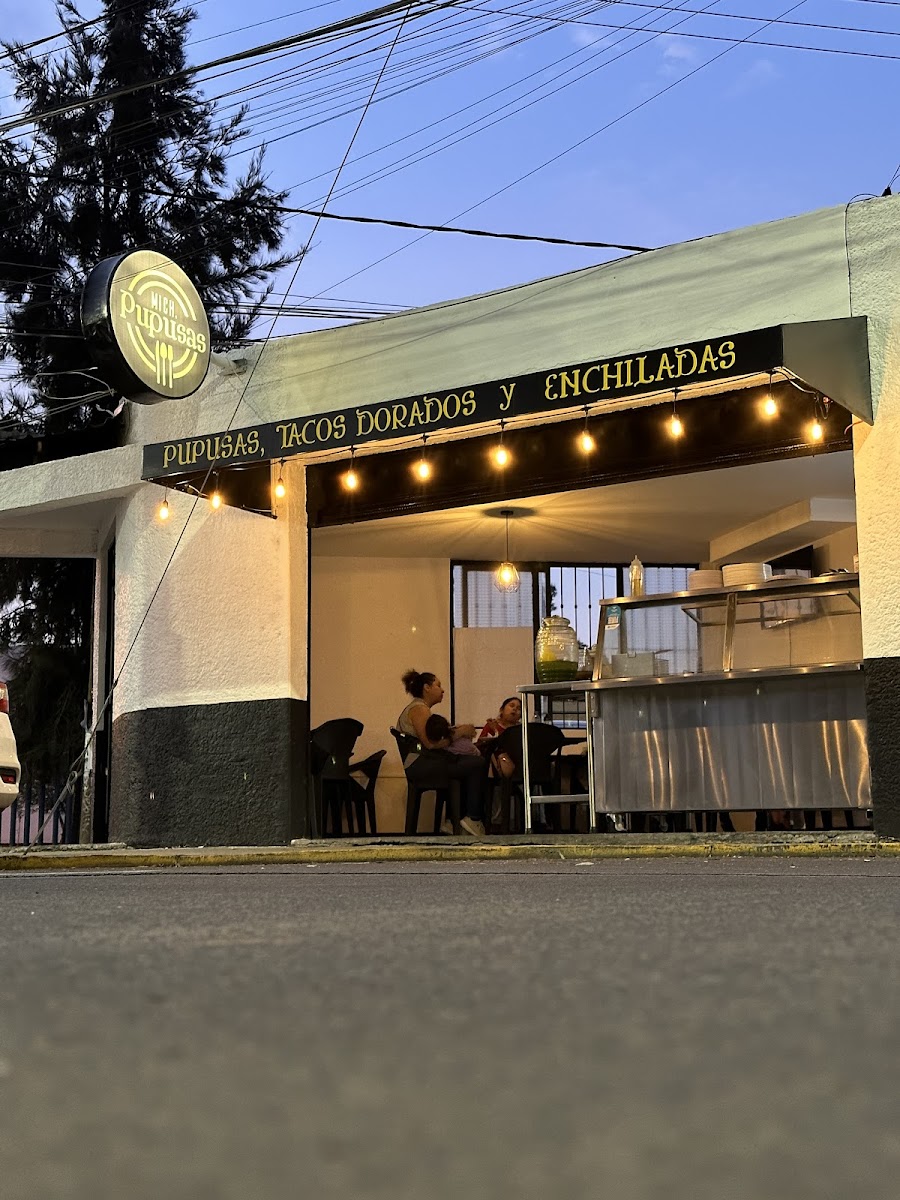 Mich Pupusas