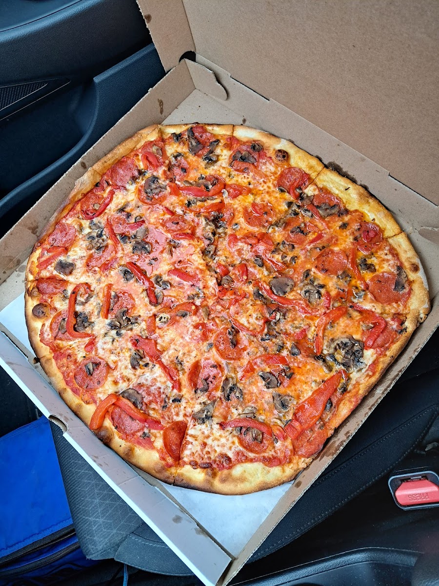 Middlebury Pizza Photos 9
