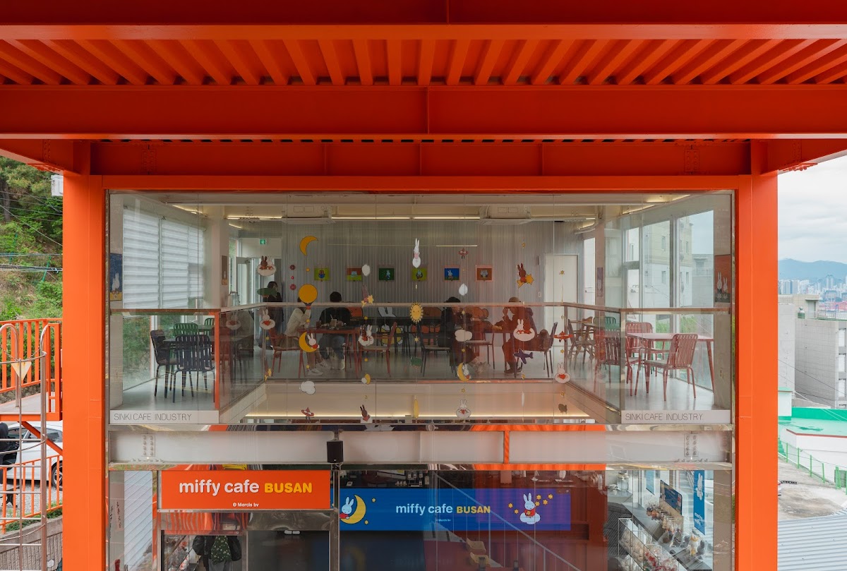 Miffy Cafe Busan