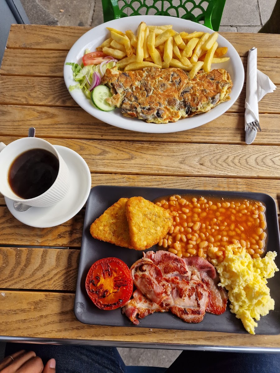 Mighty Bite Cafe Photos 9