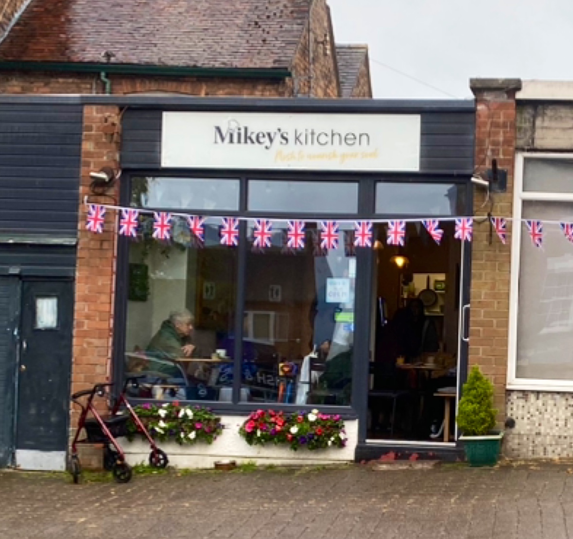 Mikey’S Kitchen