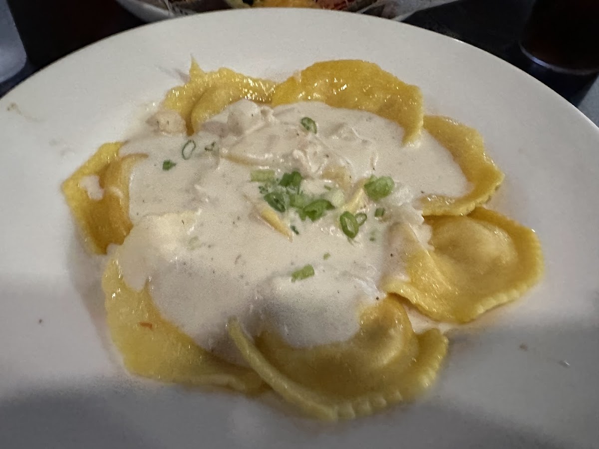 Mikeys' Seafood Pub & Grill Photos 9