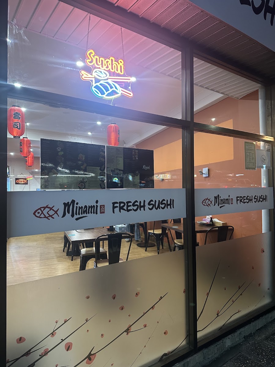 Minami Sushi (Sakura Fresh Sushi)