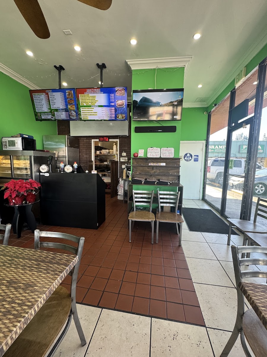Mina's Tacos