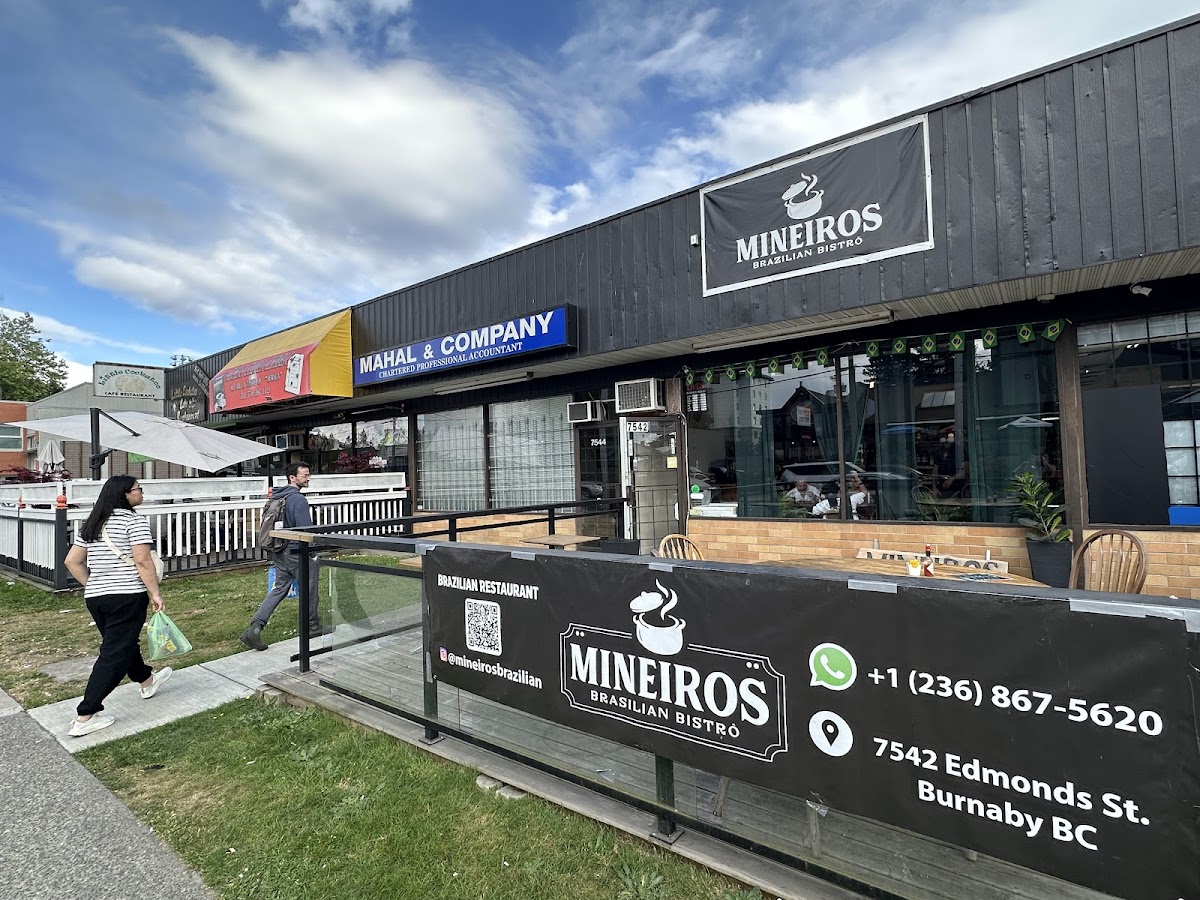 Mineiros Brazilian Bistro Photos 2