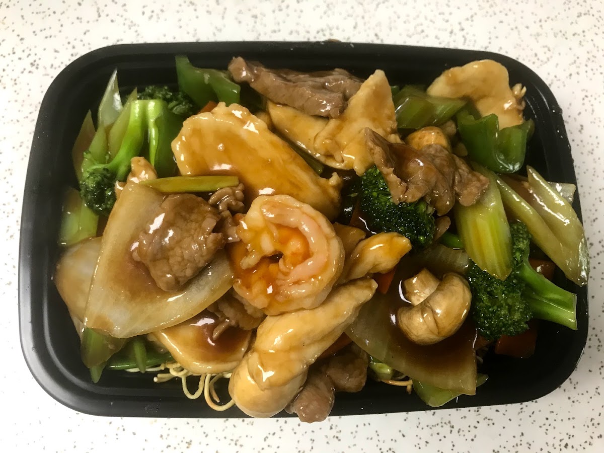 Ming's Kitchen