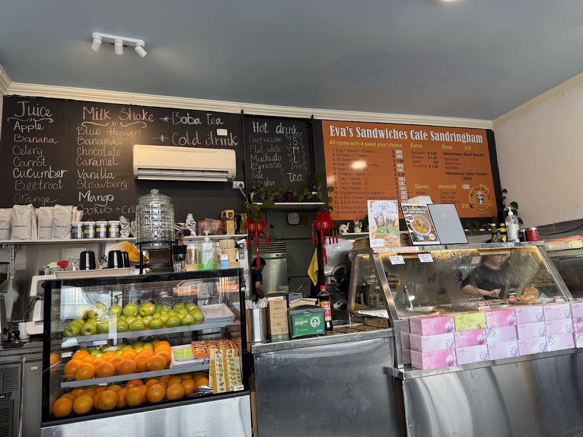 Miss Bánh Mì & Phở