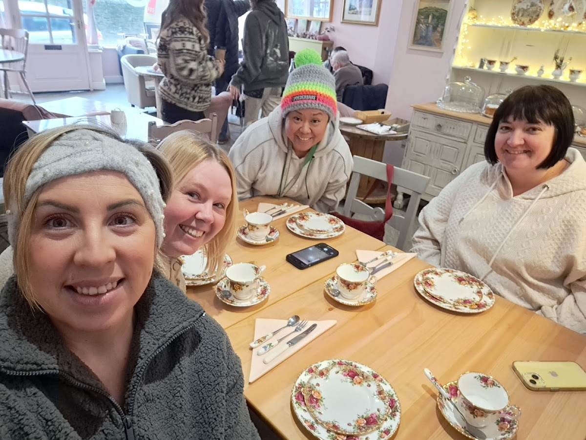 Miss Bee’S Cafe & Catering