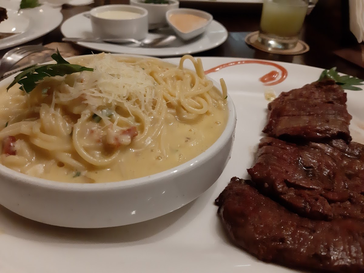 Misto Carnes & Tragos Photos 9