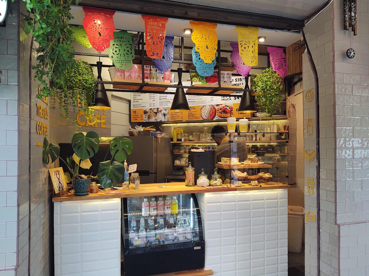 Moji Café Photos 2