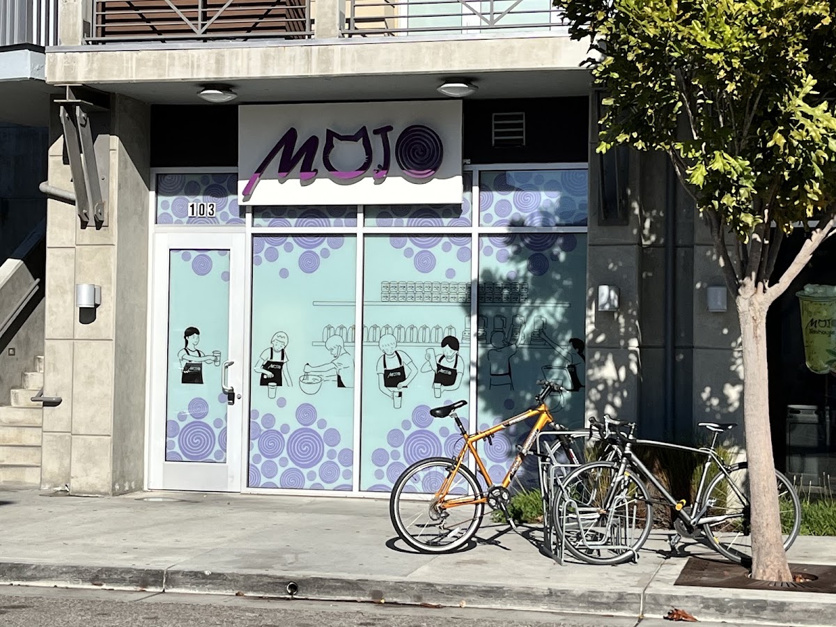 Mojo's At Asia 101