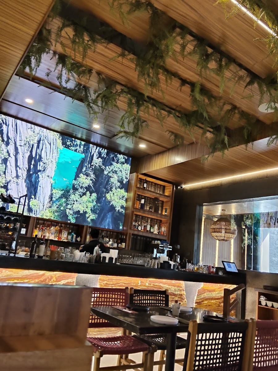 Moma Sushi + Pizza (Alameda) Photos 2