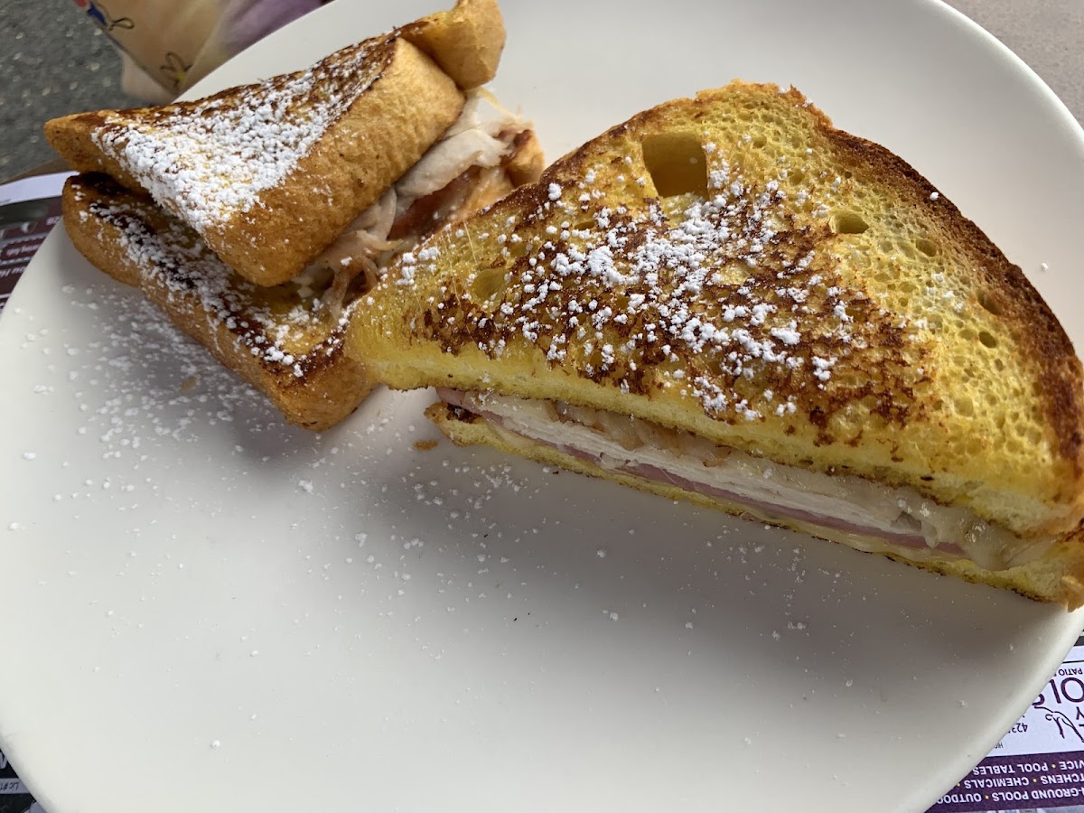 Mom's Golden Griddle Photos 9