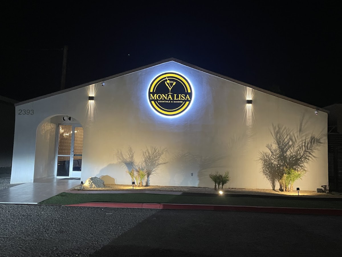 Mona Lisa Cocktails & Cuisine