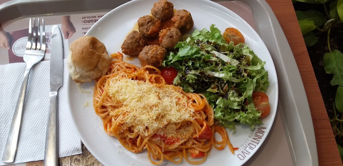 Montolivo Pasta Express Photos 2
