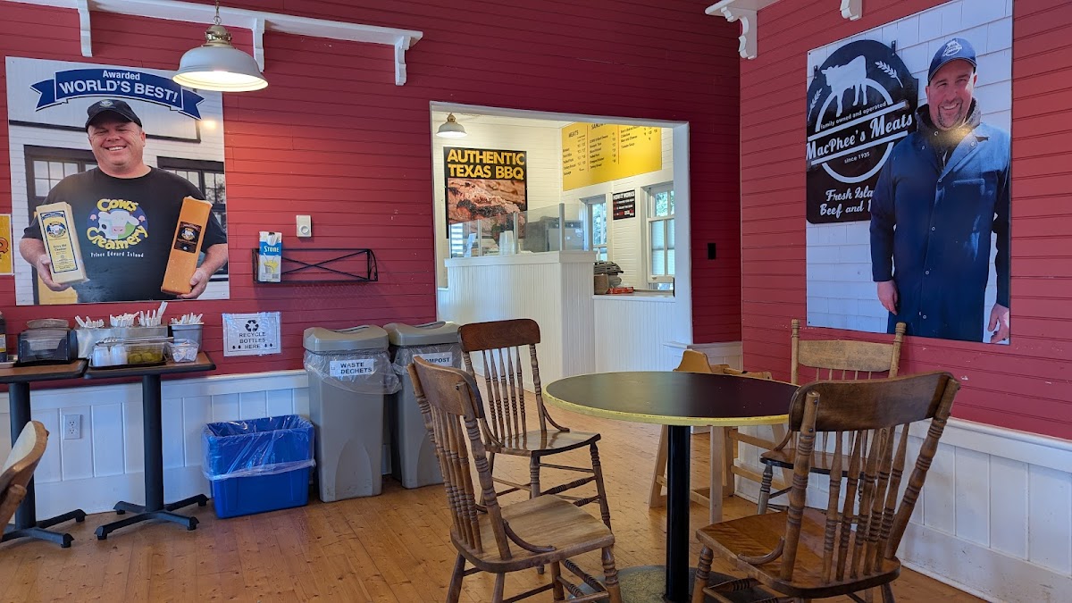 Moo Moo Bbq - Avonlea Village