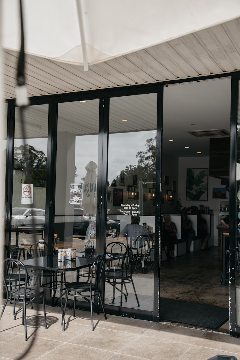 Moon & Co Cafe