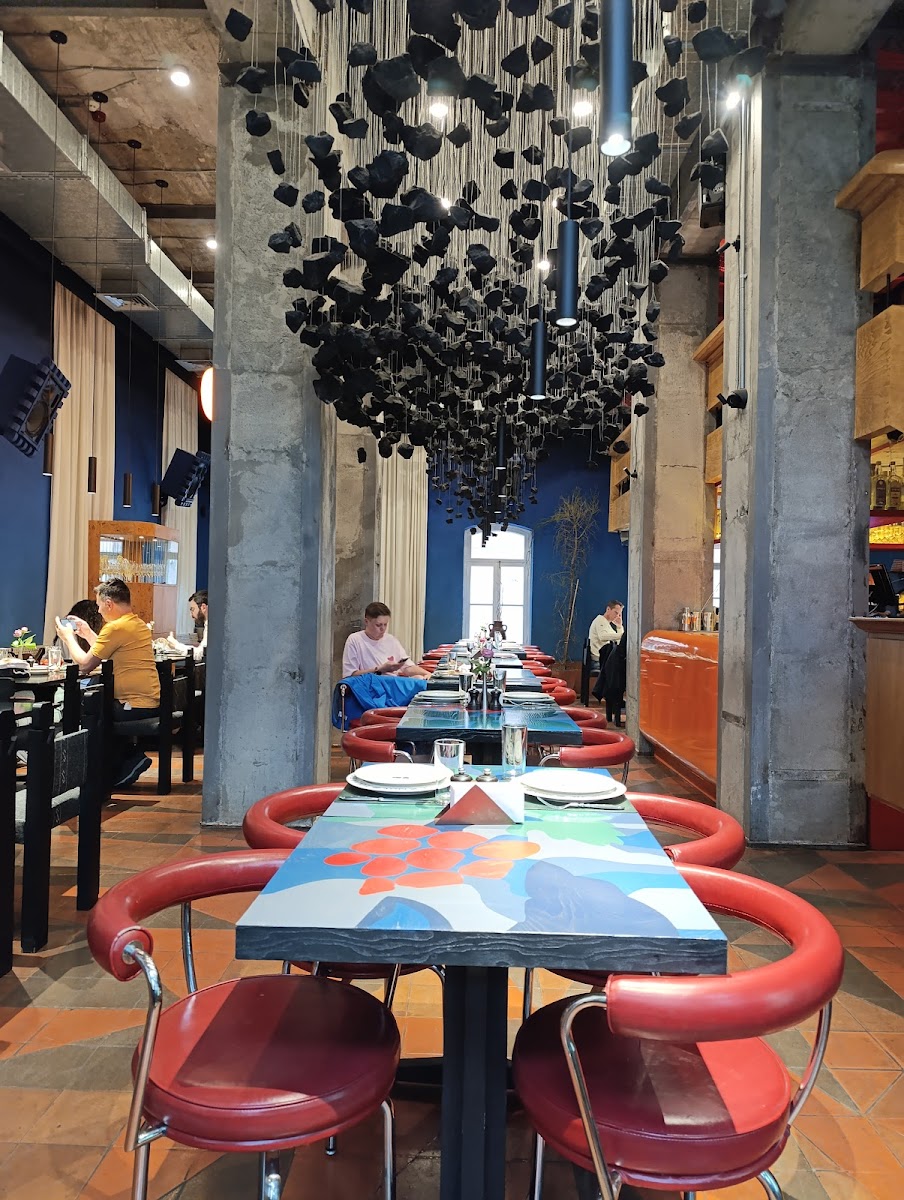 Mov Restaurant Photos 2