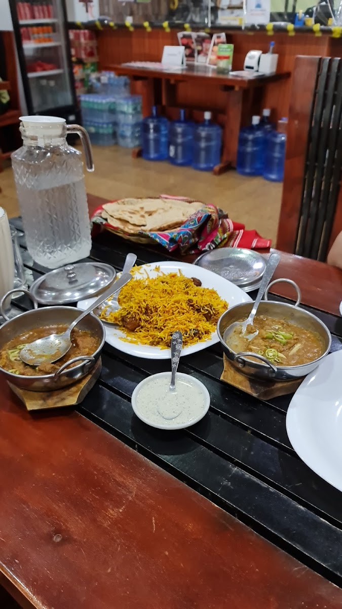 Mr. Taste Halal Restaurant Photos 9