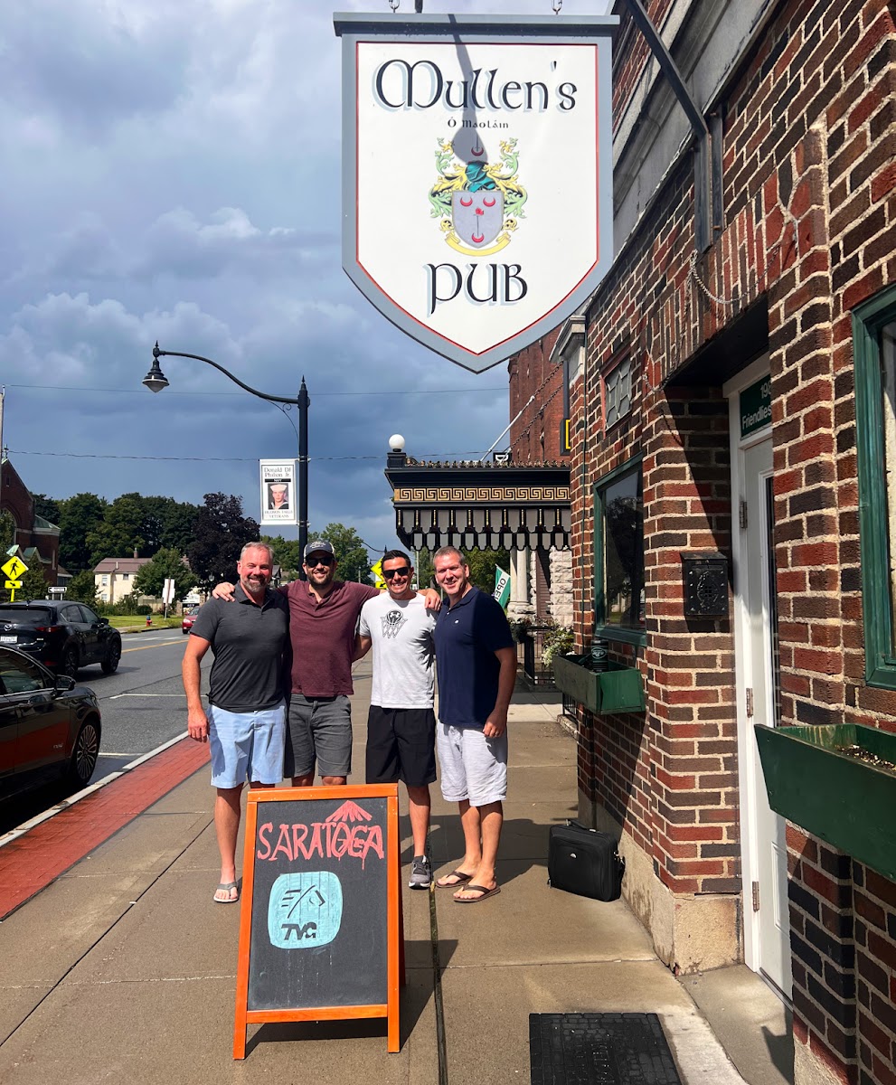 Mullen's Pub