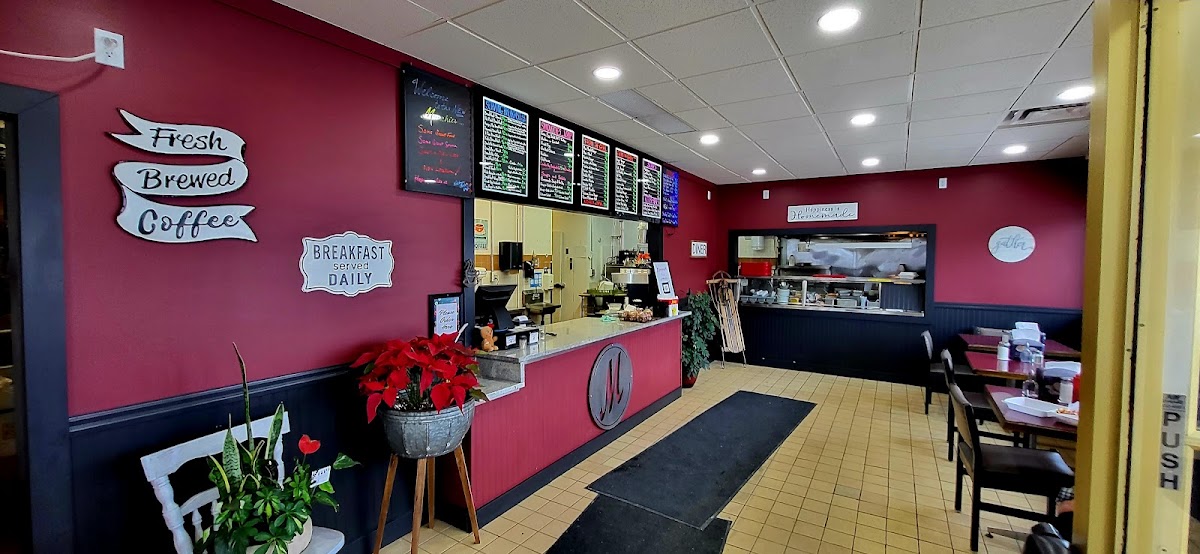 Munchies Petrolia