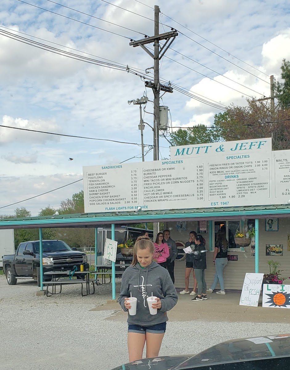 Mutt & Jeff Drive In Photos 2